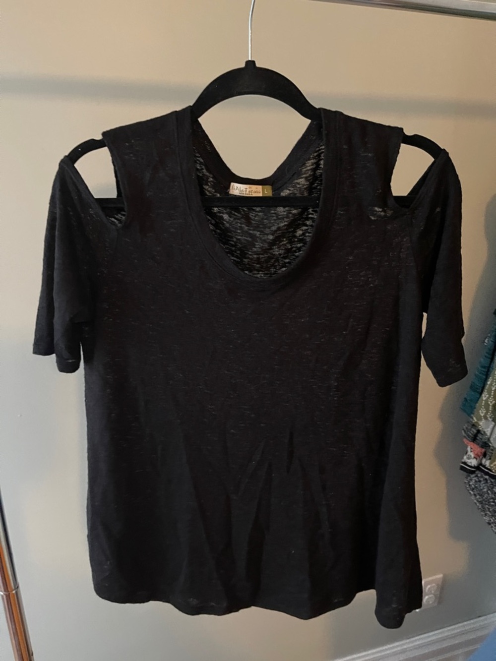 Black Cold-Shoulder Short Sleeve Tee by Me to We